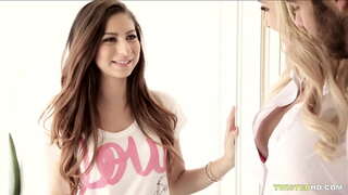 Ɨ�辜的保姆会threesomed