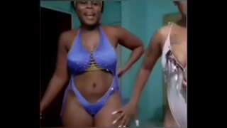 (NN) ih Obožavaju obline i akcentima (NN) ih Obožavaju obline i akcentima