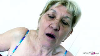 ���ிகவும் பழைய பாட்டி கபி செக்ஸ் அம்மா மன்றம் இளைஞர்