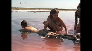 Абелина եւ Վալենտինա Եկեք Հիմա Помоемся