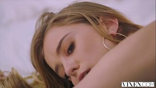 VIXEN Modelo Incrível de Sexo Selvagem Com Chefe VIXEN Modelo Incrível de Sexo Selvagem Com Chefe