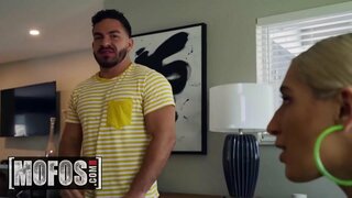 Pagpanikas Pass - MOFOS